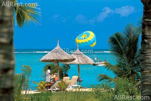 Le Pavillons Hotel 14